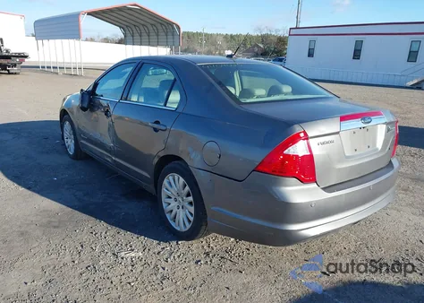 2010 Ford Fusion Hybrid z USA, uszkodzony, nr VIN 3FADP0L3XAR143399
